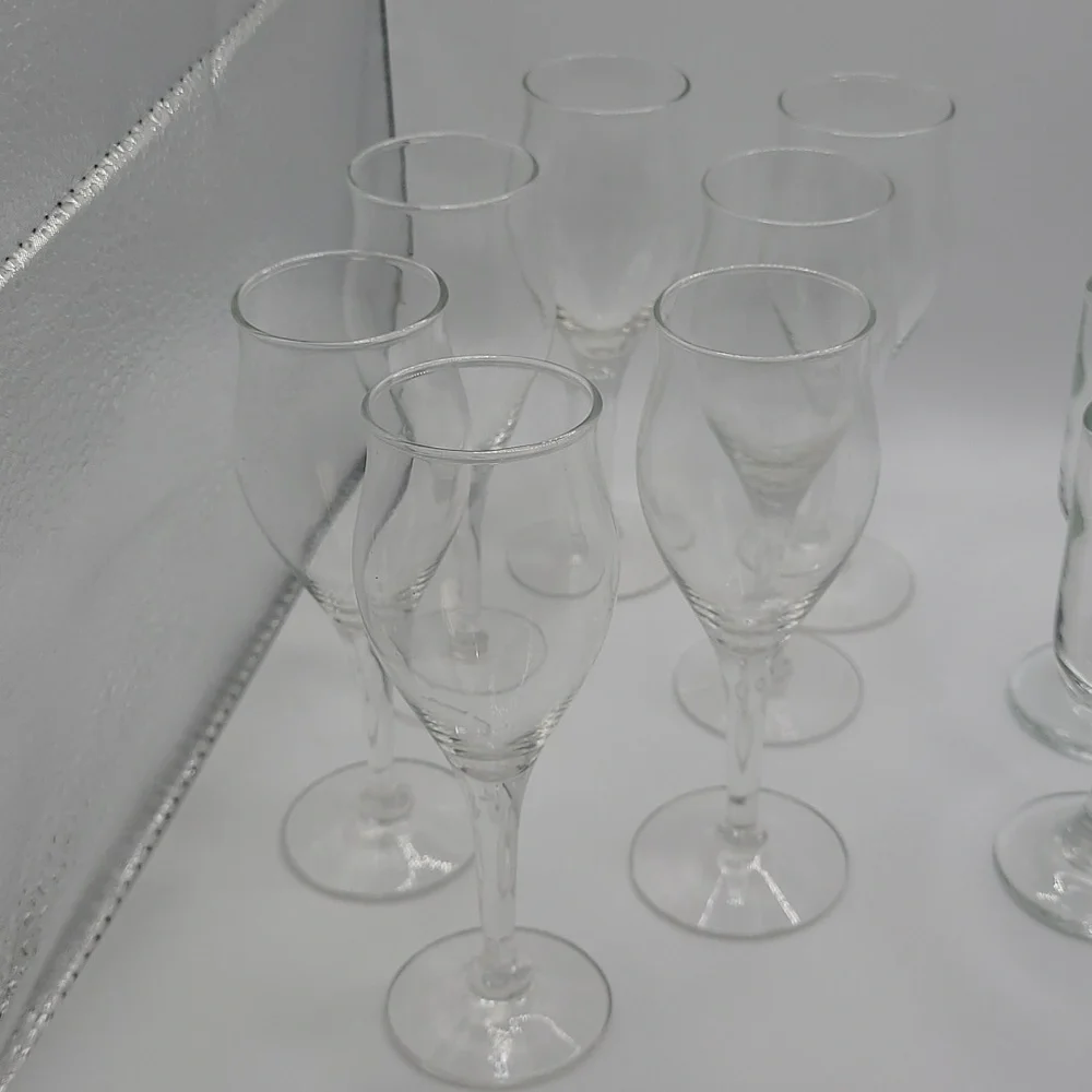 Vintage Champagne Flutes and Shot glasses - Picture 3 of 6